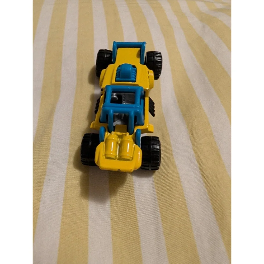 2014 Hot Wheels BDC94 Yellow Dune Buggy Diecast Car 1:64 Malaysia